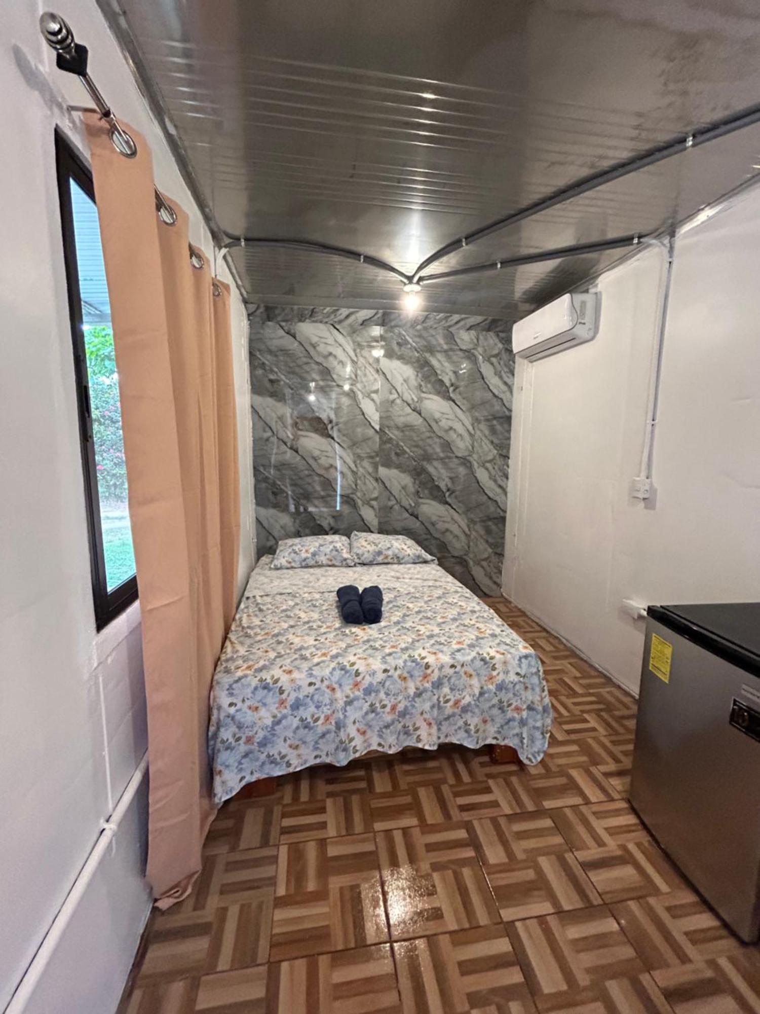 Ballena Oasis Homes & Glamping Uvita Esterno foto